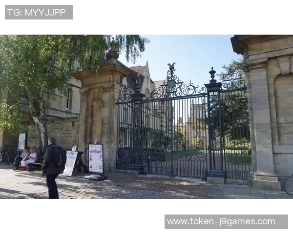 牛津城足球俱乐部的辉煌历程与未来展望:从地方球队到国际舞台的崛起之路